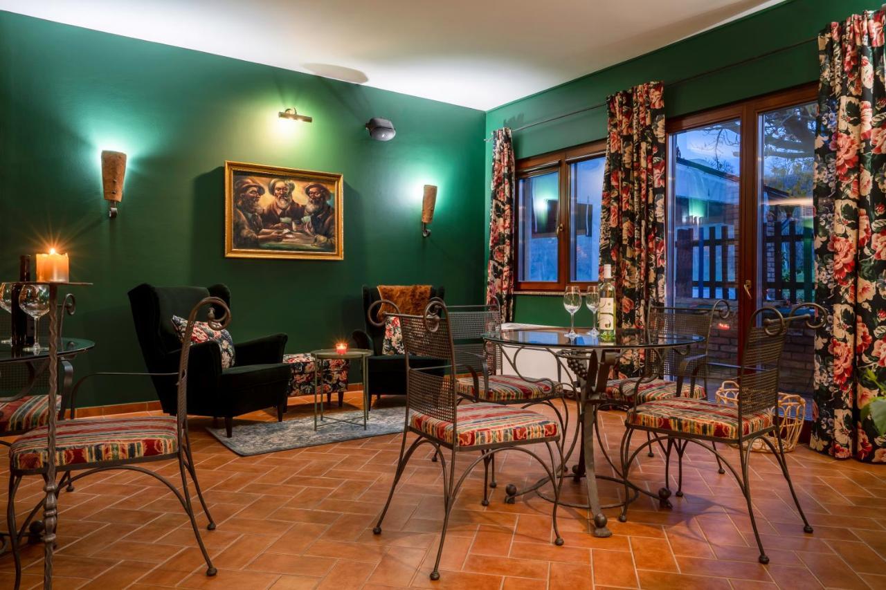 Stupnicki Dvori Winery Hotel Stupnik Brodski Extérieur photo